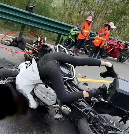 吃瓜车祸网红叫什么来着,揭秘网络红人的意外瞬间